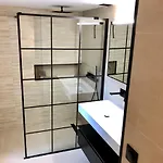 Piscine Proche Centre * Cannes